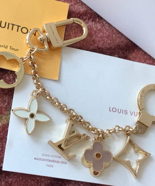 GJ21 – Key holder and bag charm