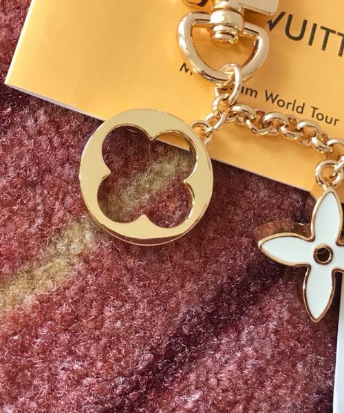 GJ21 – Key holder and bag charm
