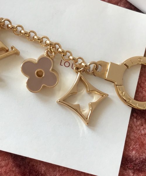 GJ21 – Key holder and bag charm