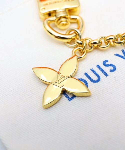 GJ22 – Key holder and bag charm