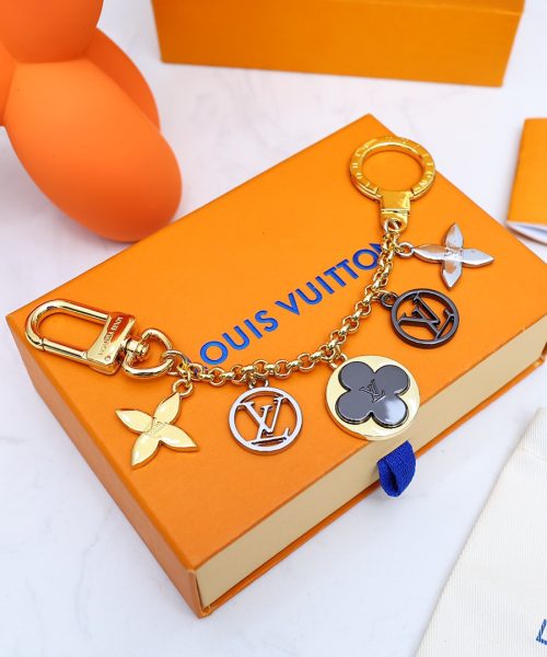 GJ22 – Key holder and bag charm