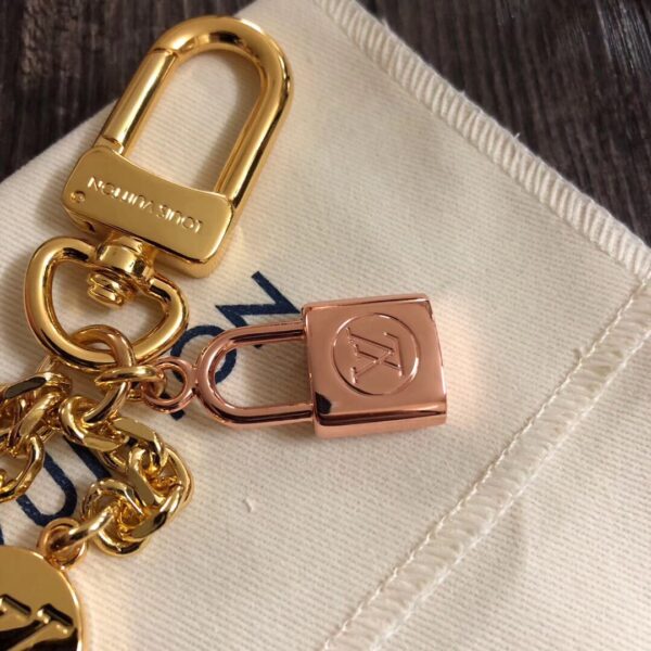 GJ23 – Key holder and bag charm