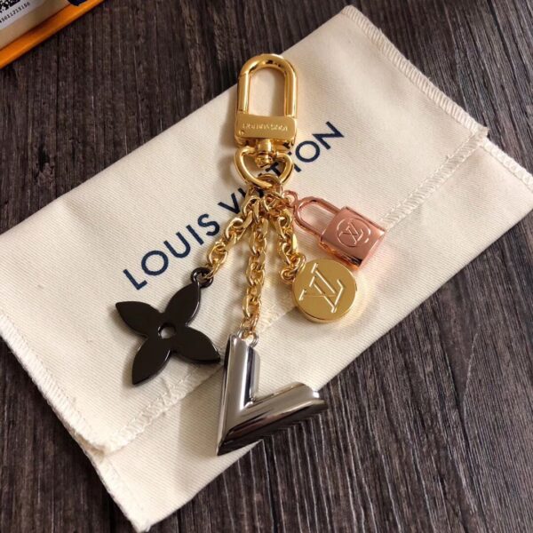 GJ23 – Key holder and bag charm