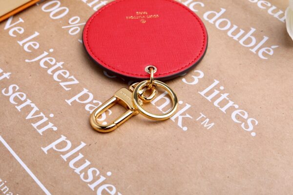 GJ24 – Key holder and bag charm