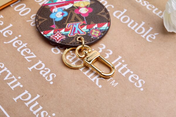 GJ24 – Key holder and bag charm