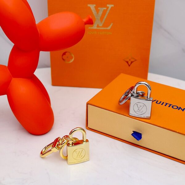 GJ25 – Key holder and bag charm
