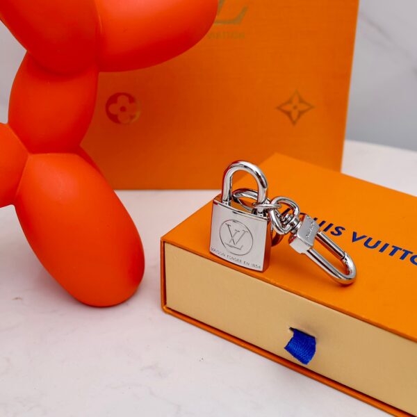 GJ25 – Key holder and bag charm