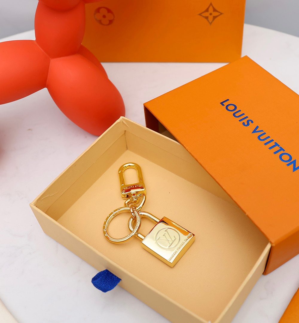 GJ25 – Key holder and bag charm