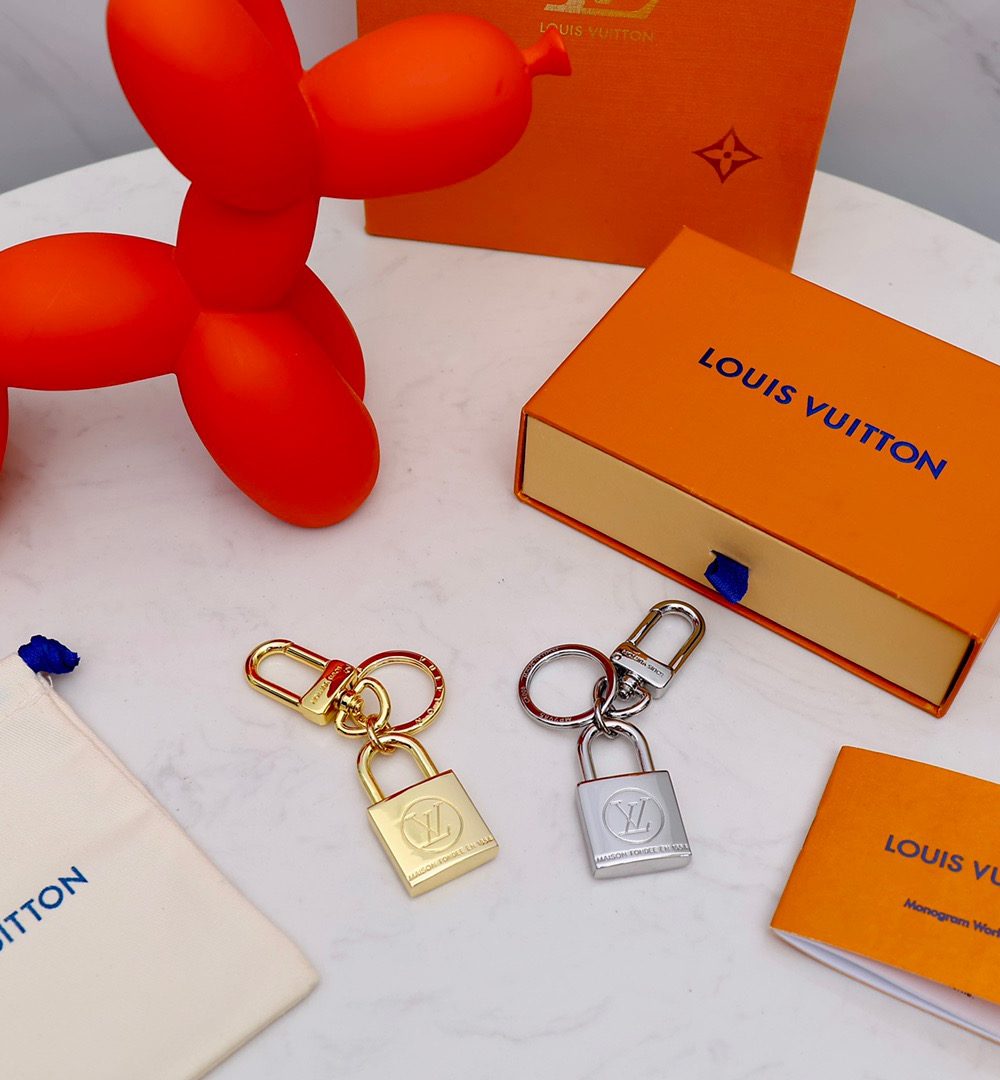 GJ25 – Key holder and bag charm