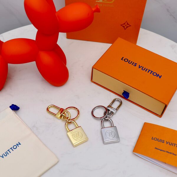 GJ25 – Key holder and bag charm