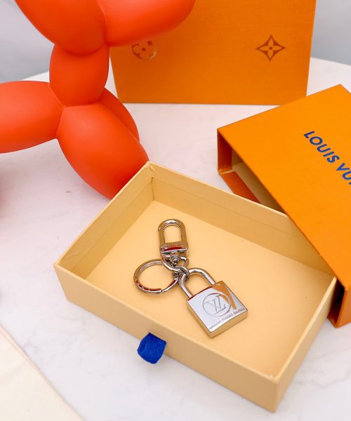 GJ25 – Key holder and bag charm