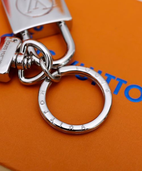 GJ25 – Key holder and bag charm