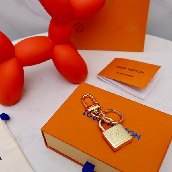 GJ25 – Key holder and bag charm