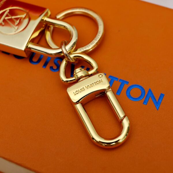 GJ25 – Key holder and bag charm