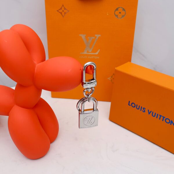 GJ25 – Key holder and bag charm