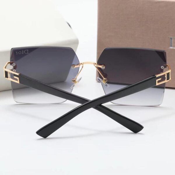 GL004 Fashion Glass