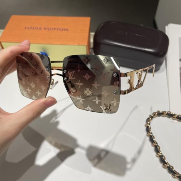 GL010 Fashion Glass