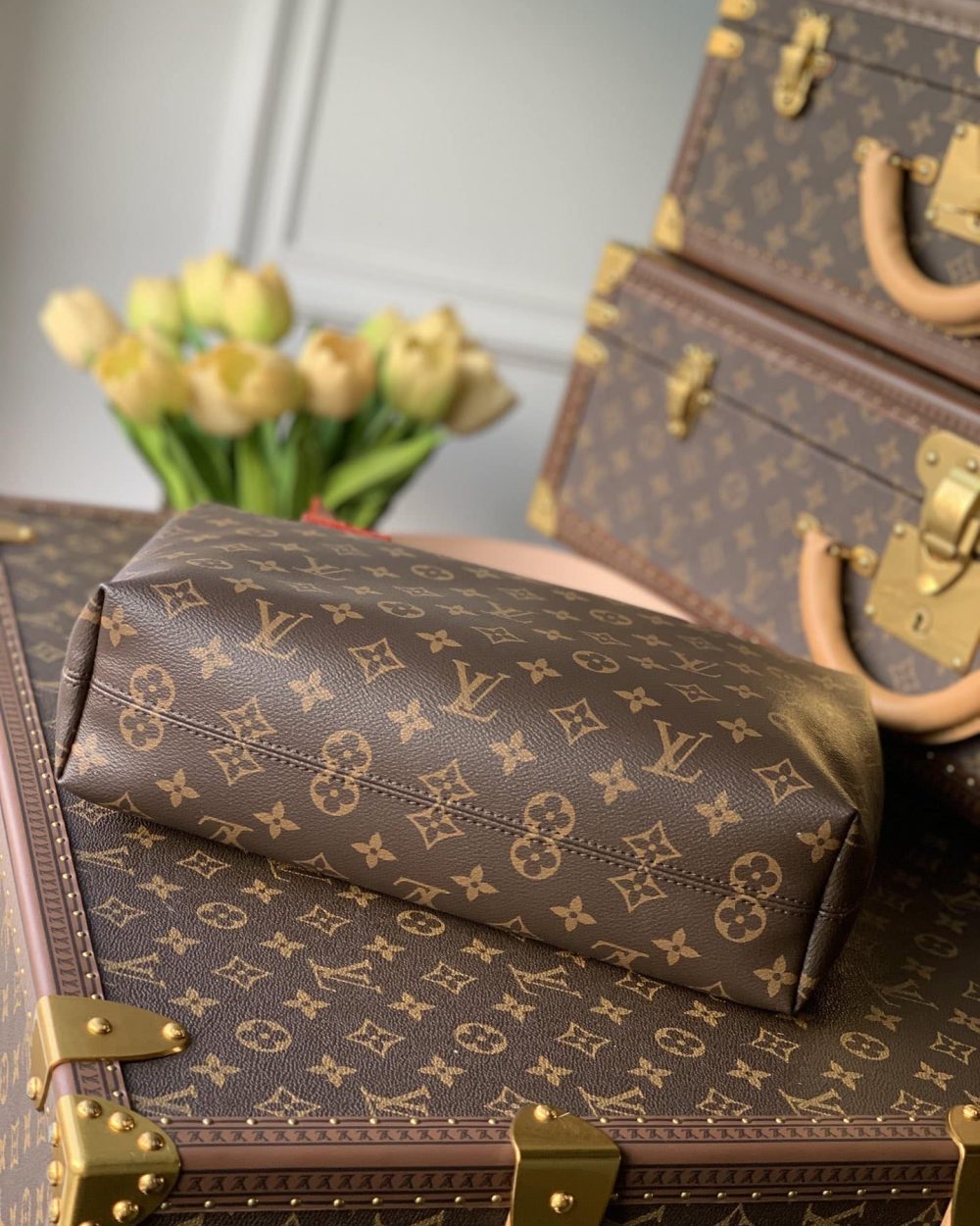 1:1 Replica Louis Vuitton LV Graceful PM Monogram Canvas Exclusive Bag For Women M43701 - 13.8in/ 35cm