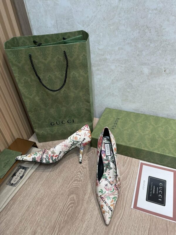 Gucci Balenciaga The Hacker Project Square Knife Pump White For Women GG