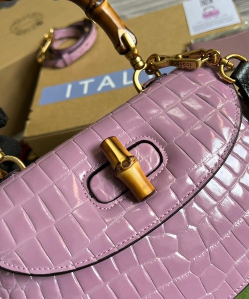 1:1 Replica Gucci Bamboo 1947 Crocodile Top Handle Bag Pink For Women, Women's Bags 10.2in/26cm GG
