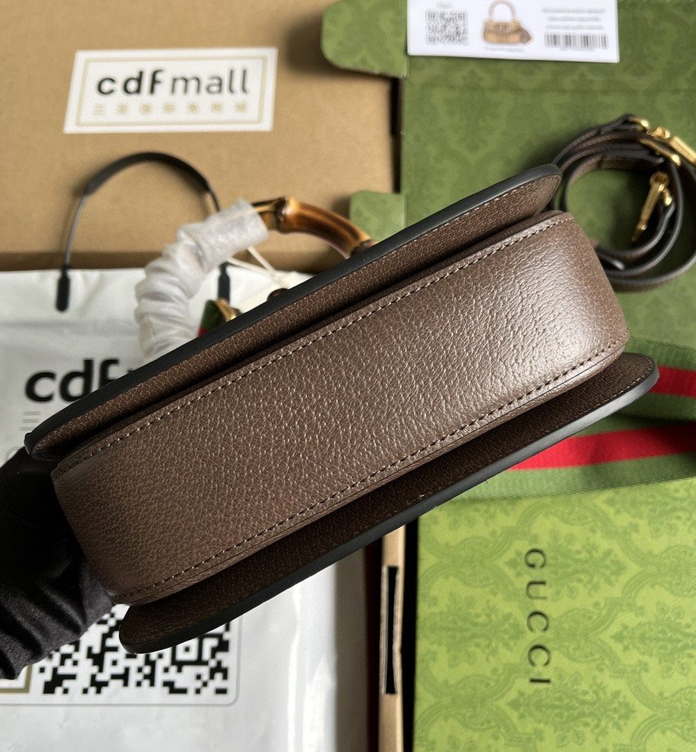 1:1 Replica Gucci Bamboo 1947 Jumbo GG Small Top Handle Bag Camel And Ebony Jumbo GG Canvas Brown For Women 8.3in/21cm 675797 UKMDT 2570