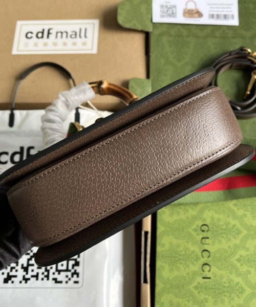 1:1 Replica Gucci Bamboo 1947 Jumbo GG Small Top Handle Bag Camel And Ebony Jumbo GG Canvas Brown For Women 8.3in/21cm 675797 UKMDT 2570