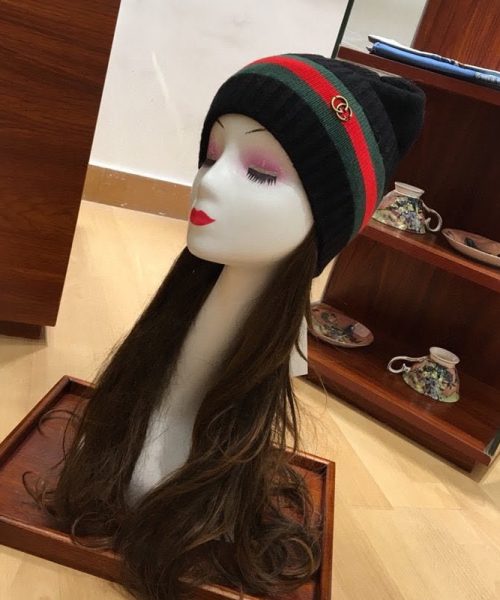 Gucci Beanie & Scarf Set In Black 