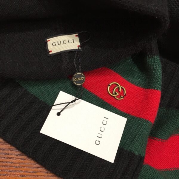 Gucci Beanie & Scarf Set In Black