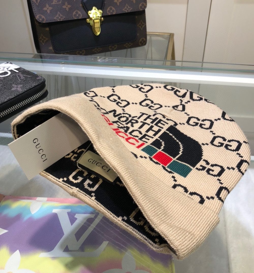 Gucci Beanie Cashmere In Beige