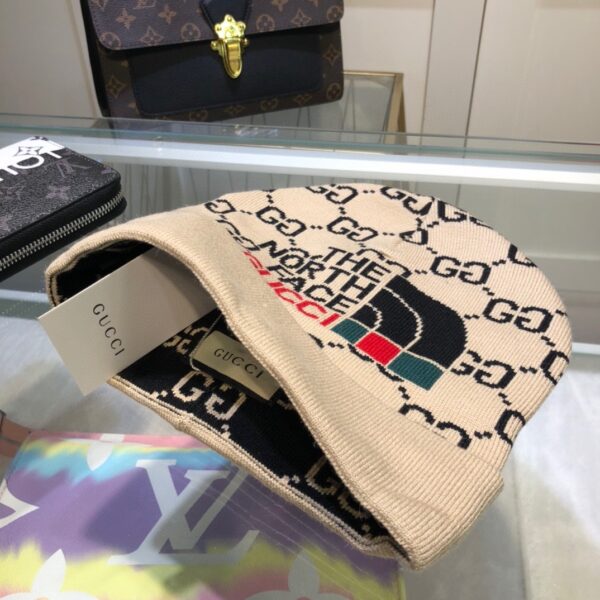Gucci Beanie Cashmere In Beige
