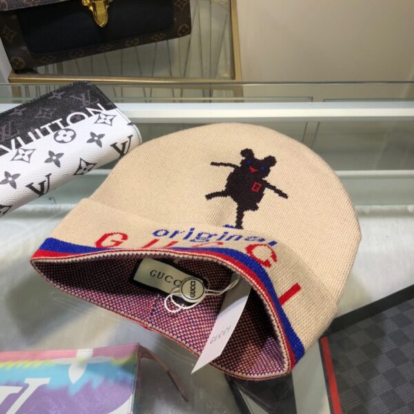 Gucci Beanie Cashmere In Beige