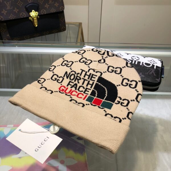 Gucci Beanie Cashmere In Beige