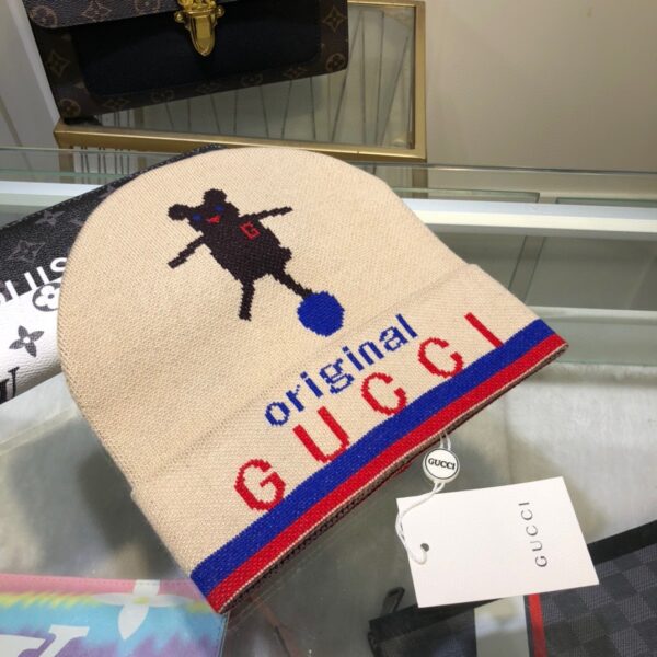 Gucci Beanie Cashmere In Beige