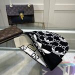 Gucci Beanie Cashmere In Black