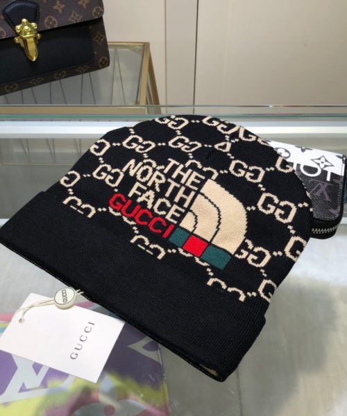 Gucci Beanie Cashmere In Black