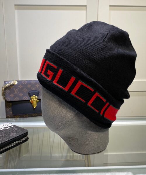 Gucci Beanie Cashmere In Black