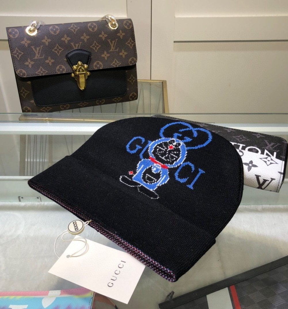 Gucci Beanie Cashmere In Black