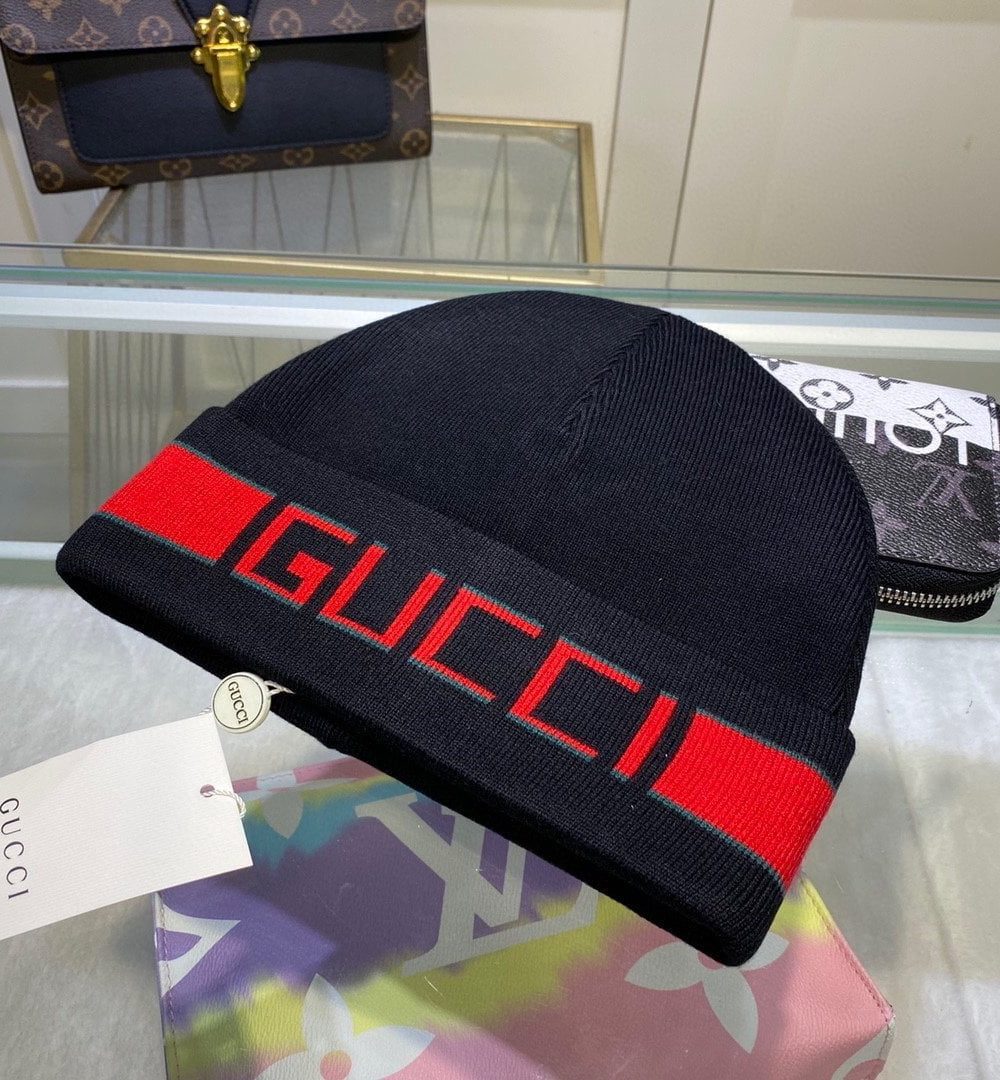 Gucci Beanie Cashmere In Black