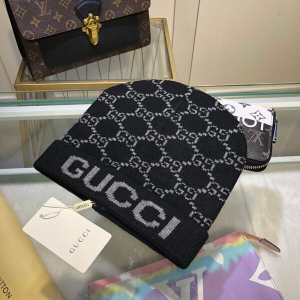 Gucci Beanie Cashmere In Black