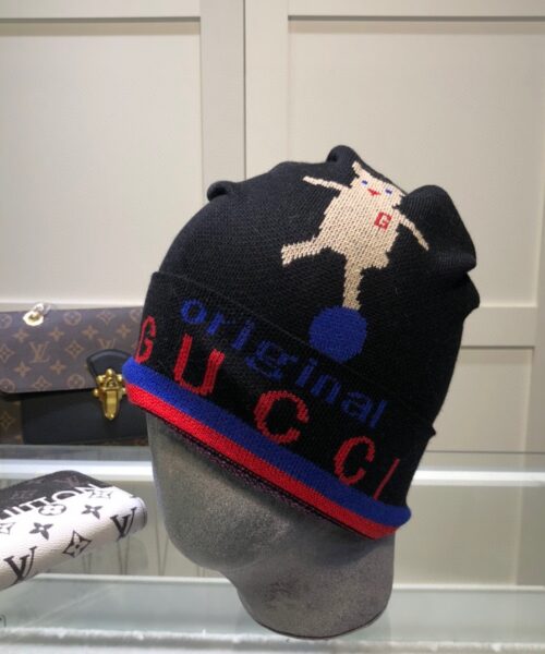 Gucci Beanie Cashmere In Black