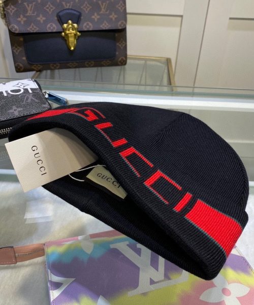 Gucci Beanie Cashmere In Black