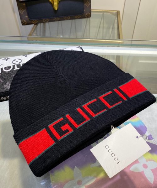 Gucci Beanie Cashmere In Black