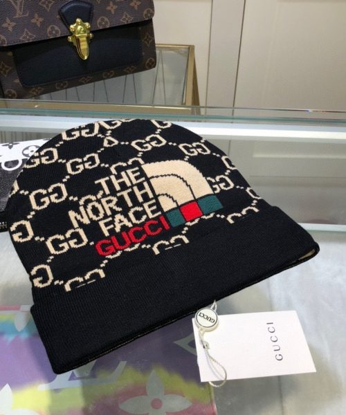 Gucci Beanie Cashmere In Black