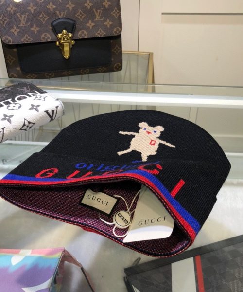 Gucci Beanie Cashmere In Black