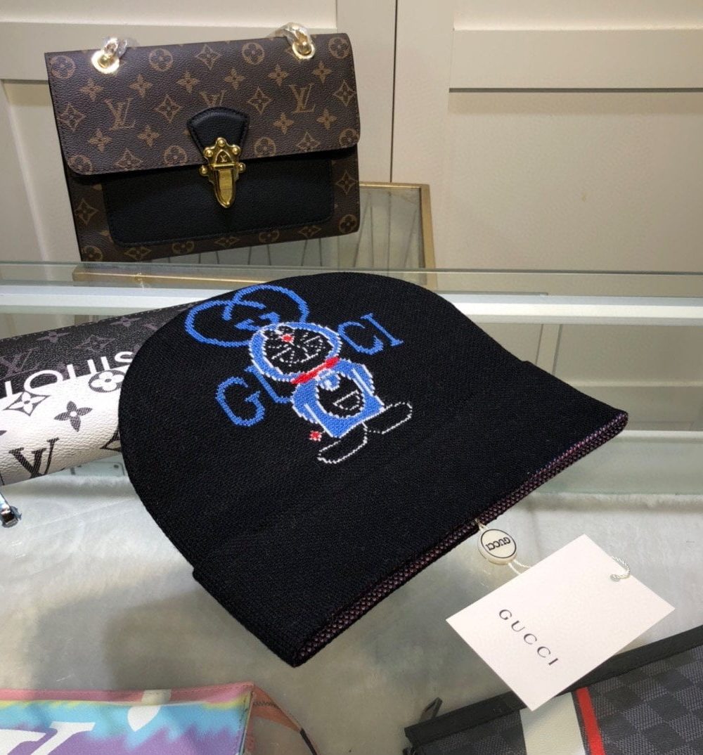 Gucci Beanie Cashmere In Black