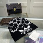 Gucci Beanie Cashmere In Black