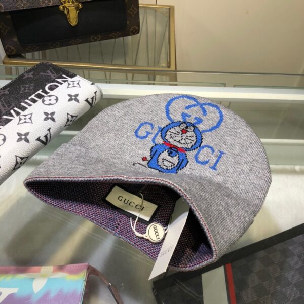 Gucci Beanie Cashmere In Grey