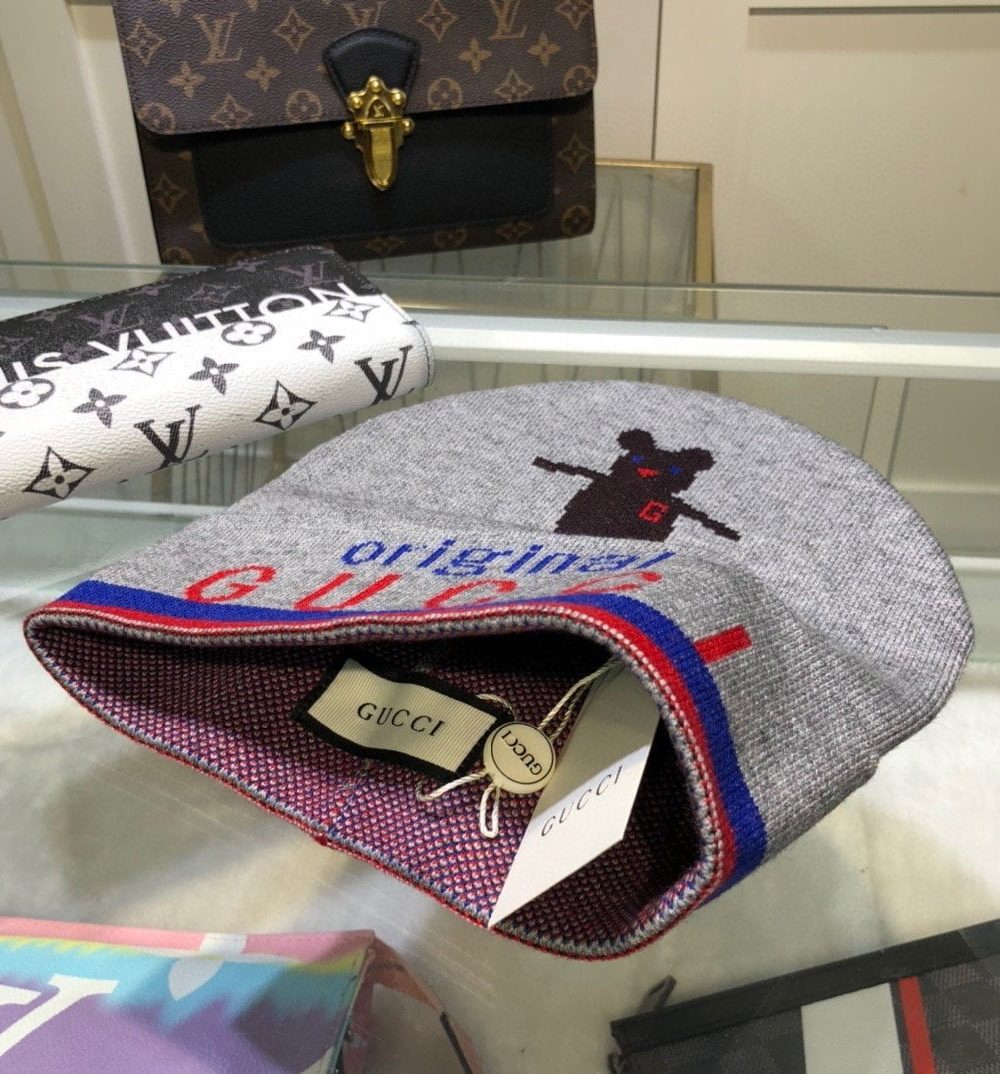 Gucci Beanie Cashmere In Grey