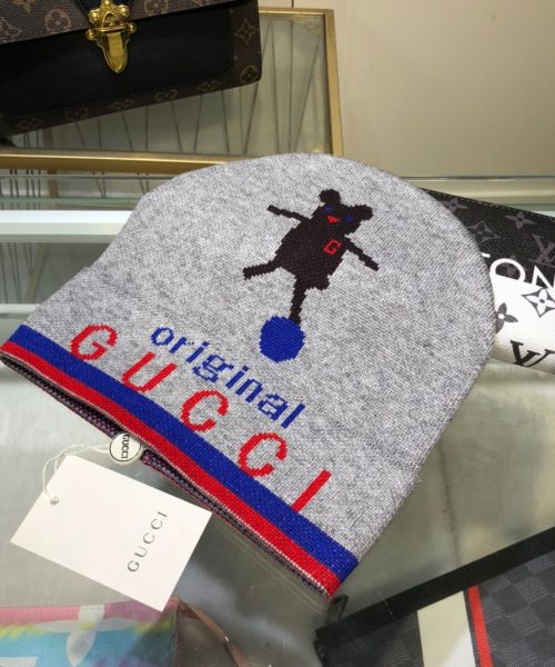 Gucci Beanie Cashmere In Grey
