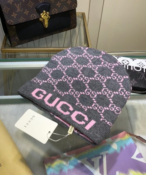 Gucci Beanie Cashmere In Grey